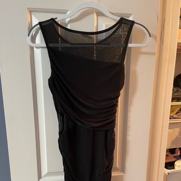 Tight black ruffled dress with mesh detail - Picture 6 of 6